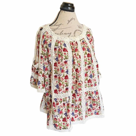 Blue Tassel Anthropologie Maylou Open Shoulder Blouse Floral Crochet Size Medium - Picture 4 of 16